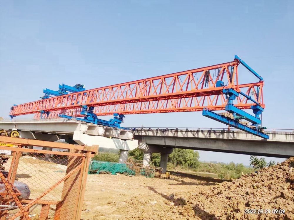 公路架桥机、铁路架桥机、架桥机厂家生产制造销售、安装租赁、维修